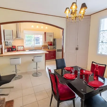 Le Vieux Chai Nyaraló