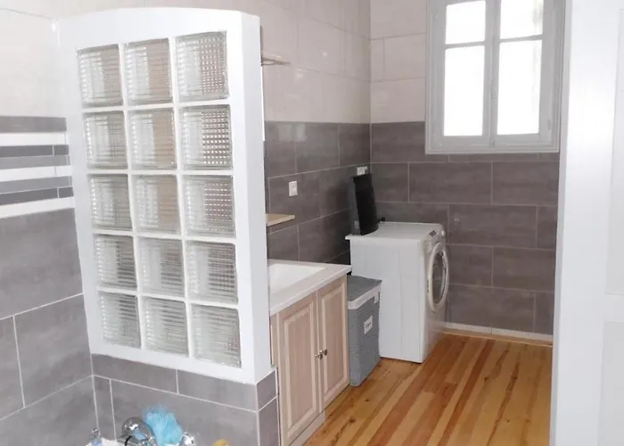 Le Vieux Chai Holiday home *